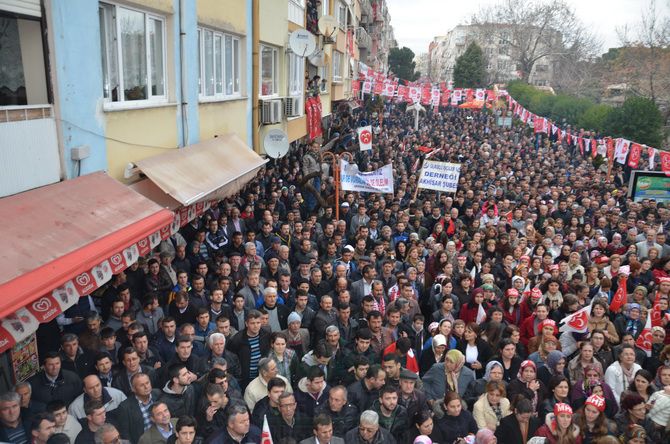 MHP LİDERi DEVLET BAHÇELİ AKHİSARLILAR İLE BULUŞTU